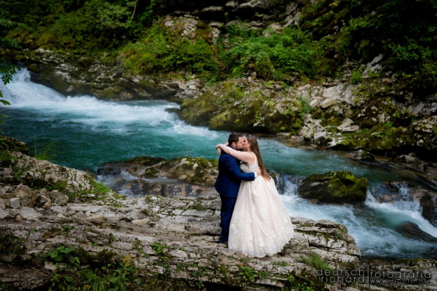 Esküvő: Zsuzsi és Roland – Takler Kúria – Szekszárd + kreatív fotózás Szlovéniában